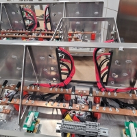 Anfertigung von DC Einheiten für die Firma MeEnergy aus Berlin.