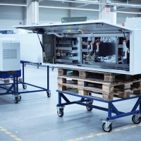 Schaltschrankbau - Serien- und Einzelanfertigung. ETB Elektrotechnik.